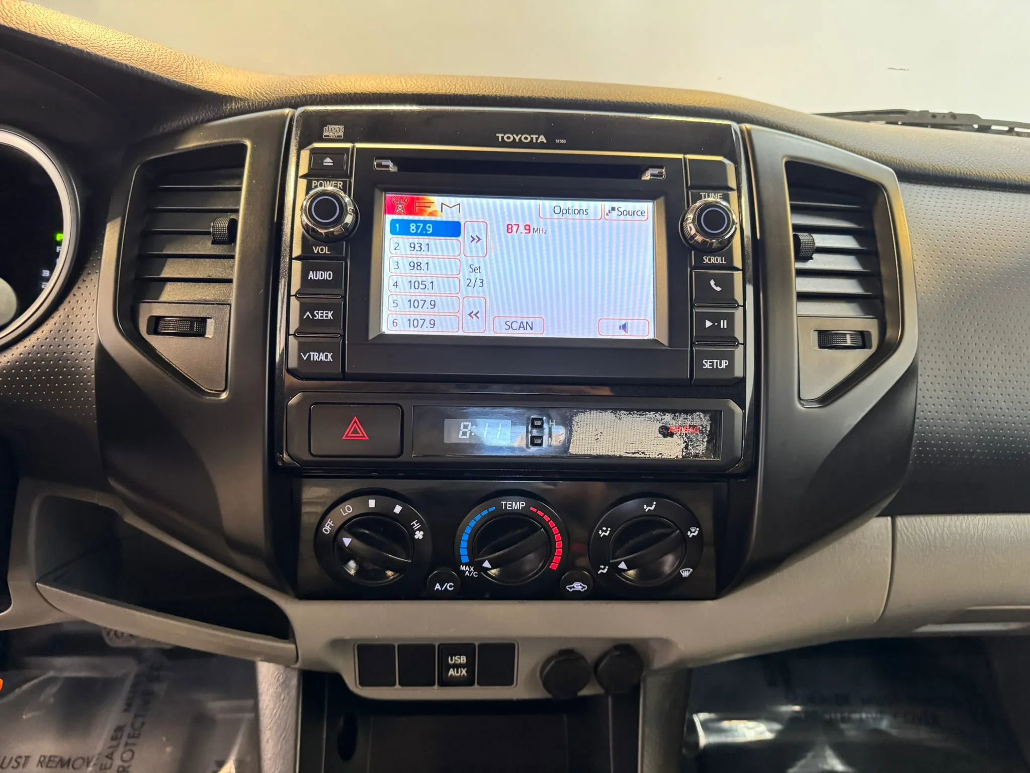 Used 2013 Toyota Tacoma 2WD Access Cab w/ Convenience Pkg image 17