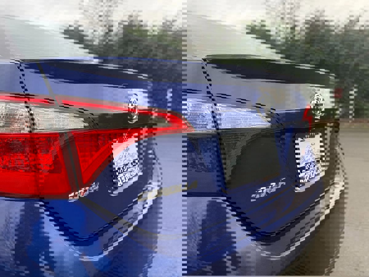 Used 2014 Toyota Corolla S image 8