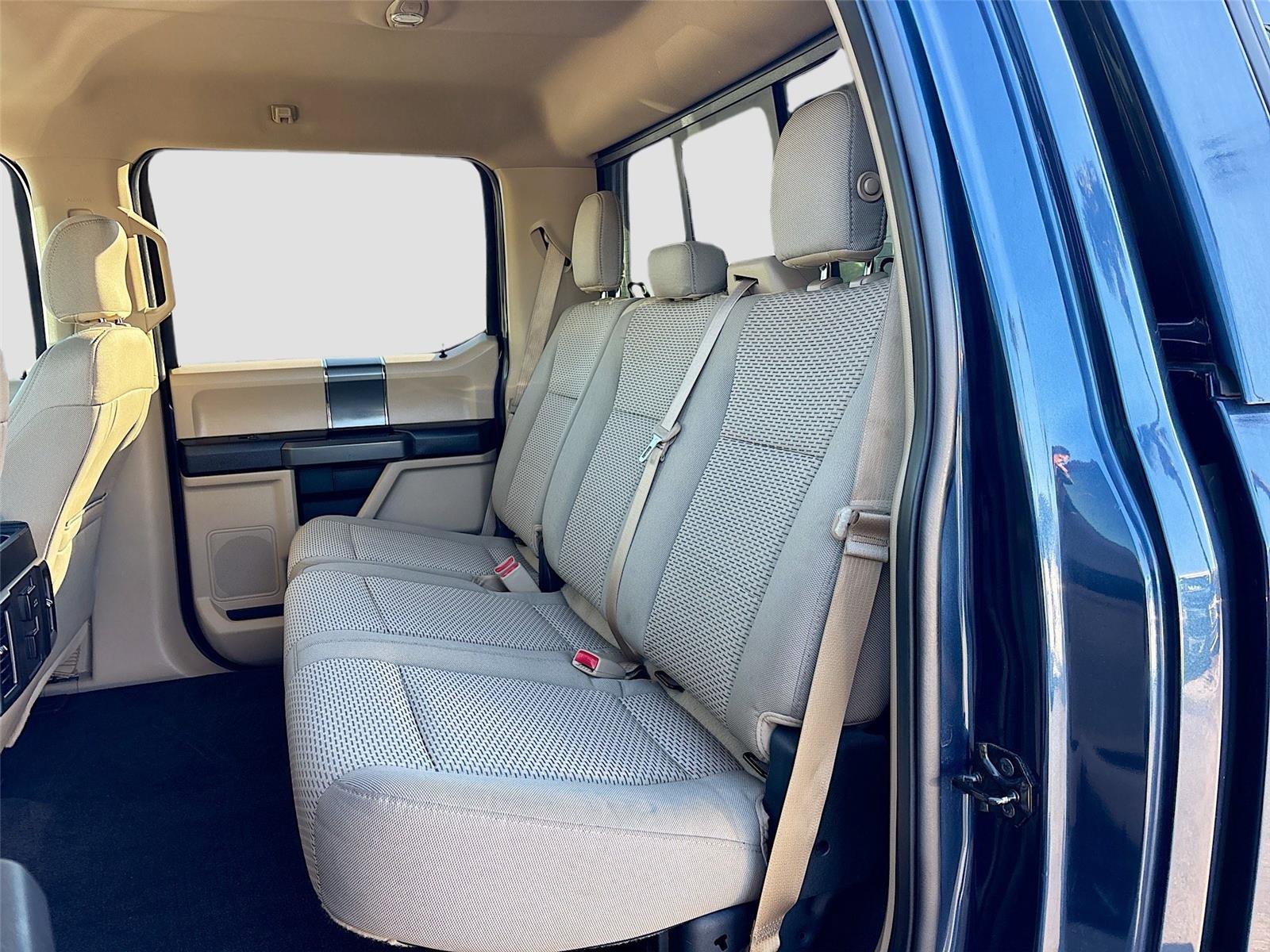 Used 2016 Ford F150 XLT w/ Equipment Group 302A Luxury image 25