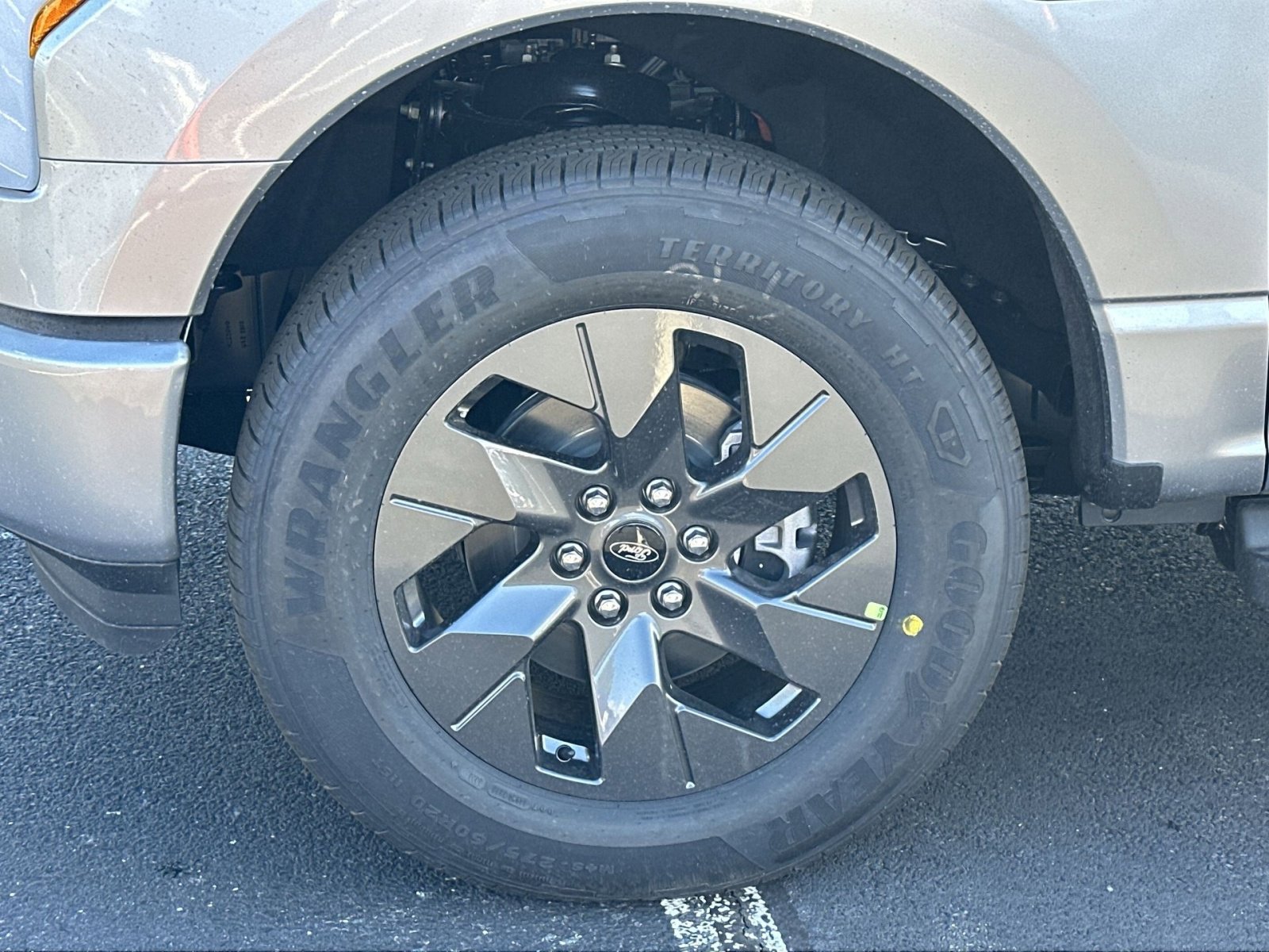 New 2025 Ford F150 Lightning Lariat image 12