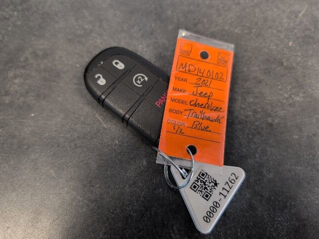 Used 2021 Jeep Cherokee Trailhawk w/ Trailer Tow Group AWD/4WD image 39