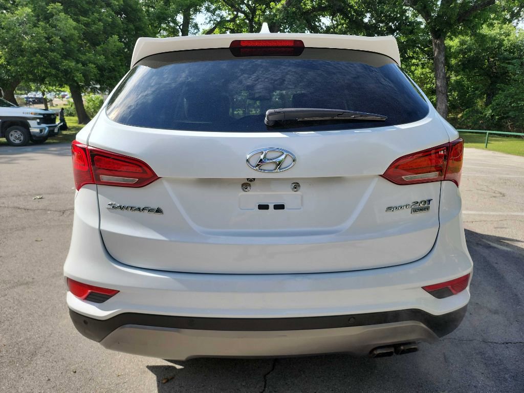 Used 2017 Hyundai Santa Fe Sport w/ Cargo Package FWD image 6