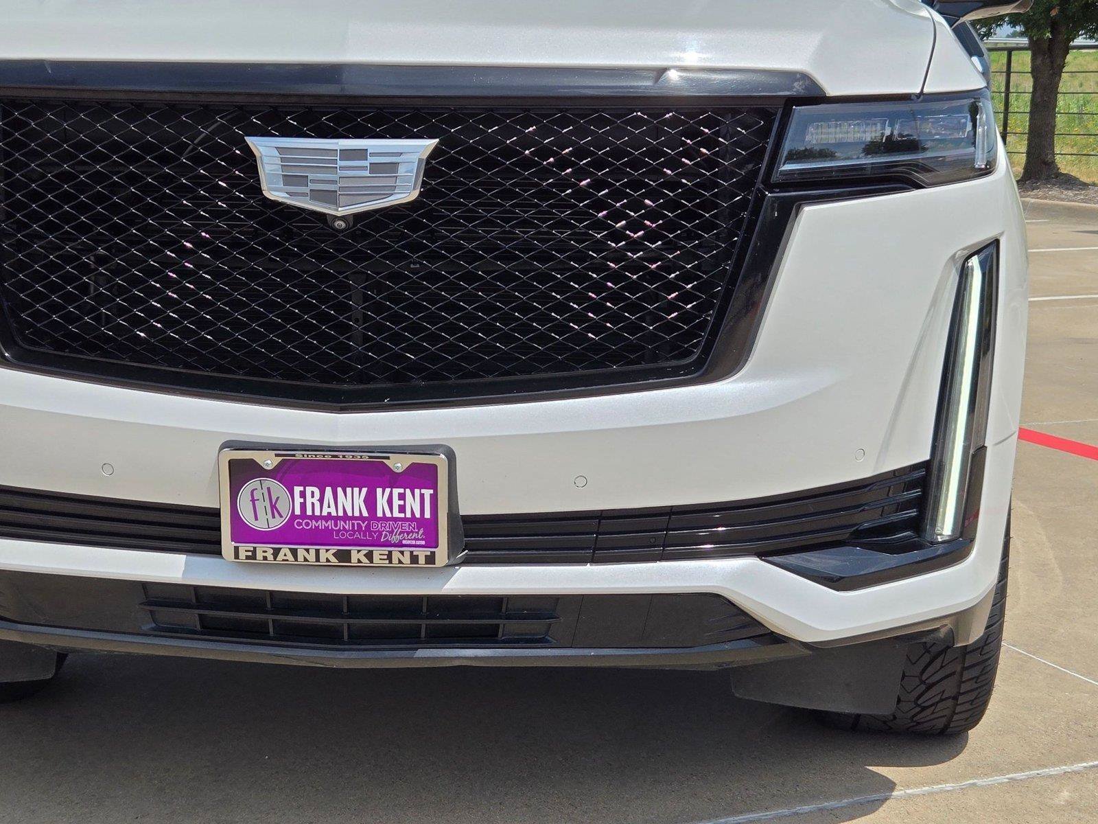 Used 2023 Cadillac Escalade Sport Platinum AWD/4WD image 6