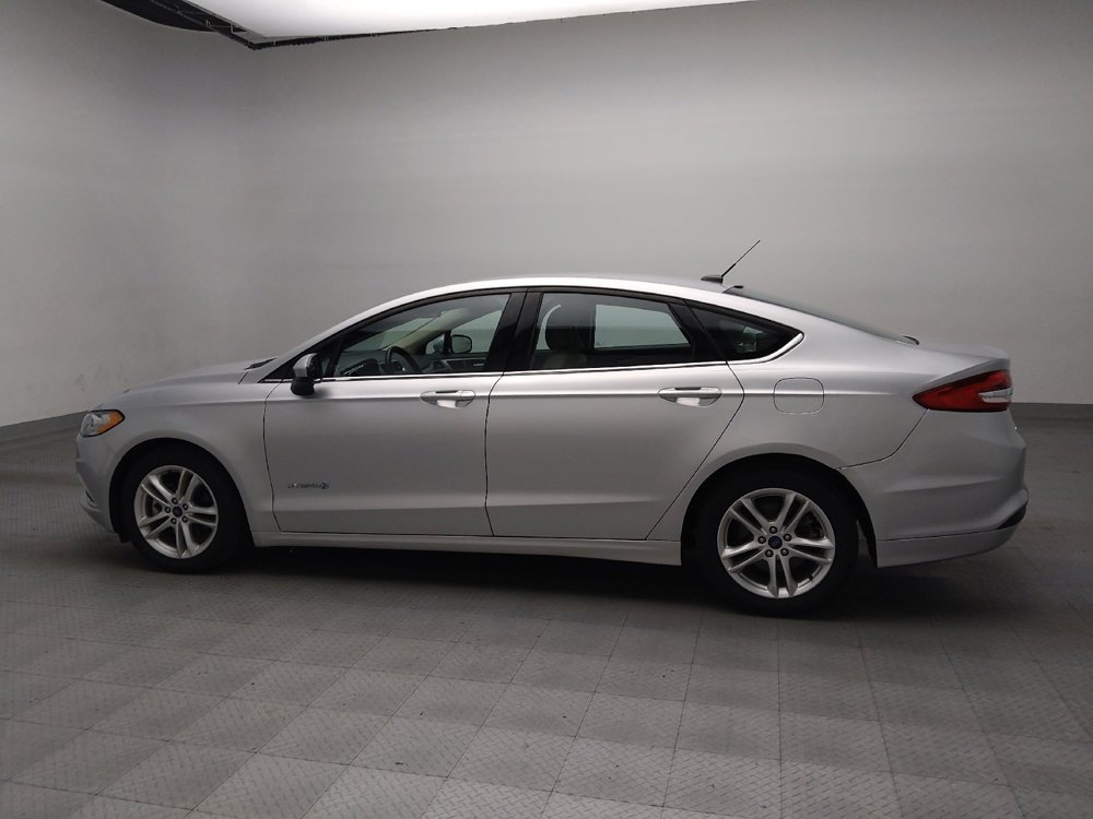 Used 2018 Ford Fusion S image 3