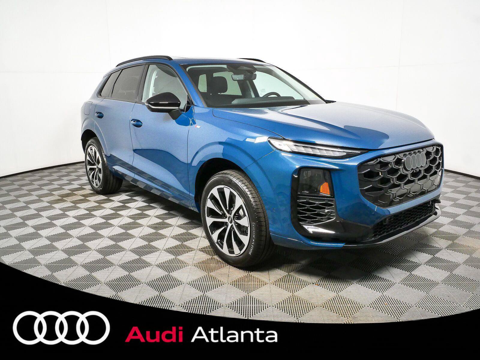 New 2026 Audi Q3 quattro 2.0T AWD/4WD video 1