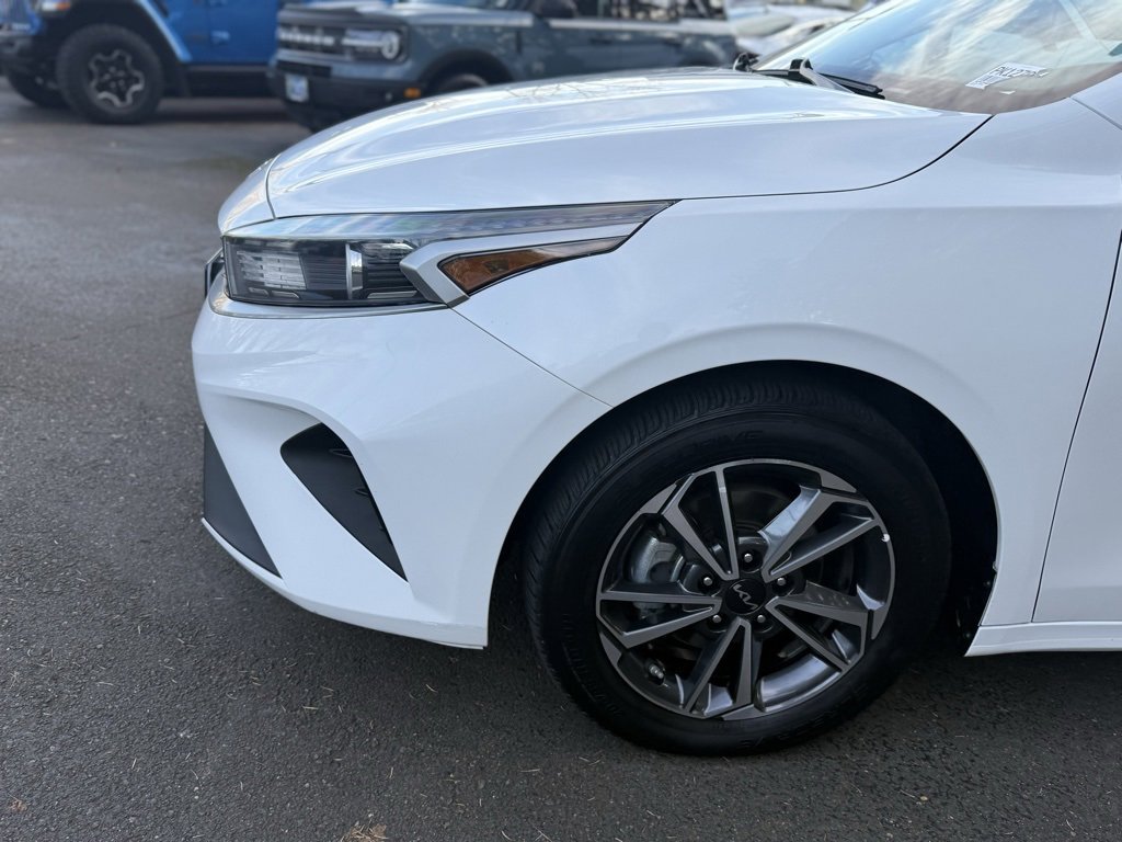 Used 2022 Kia Forte LXS image 6