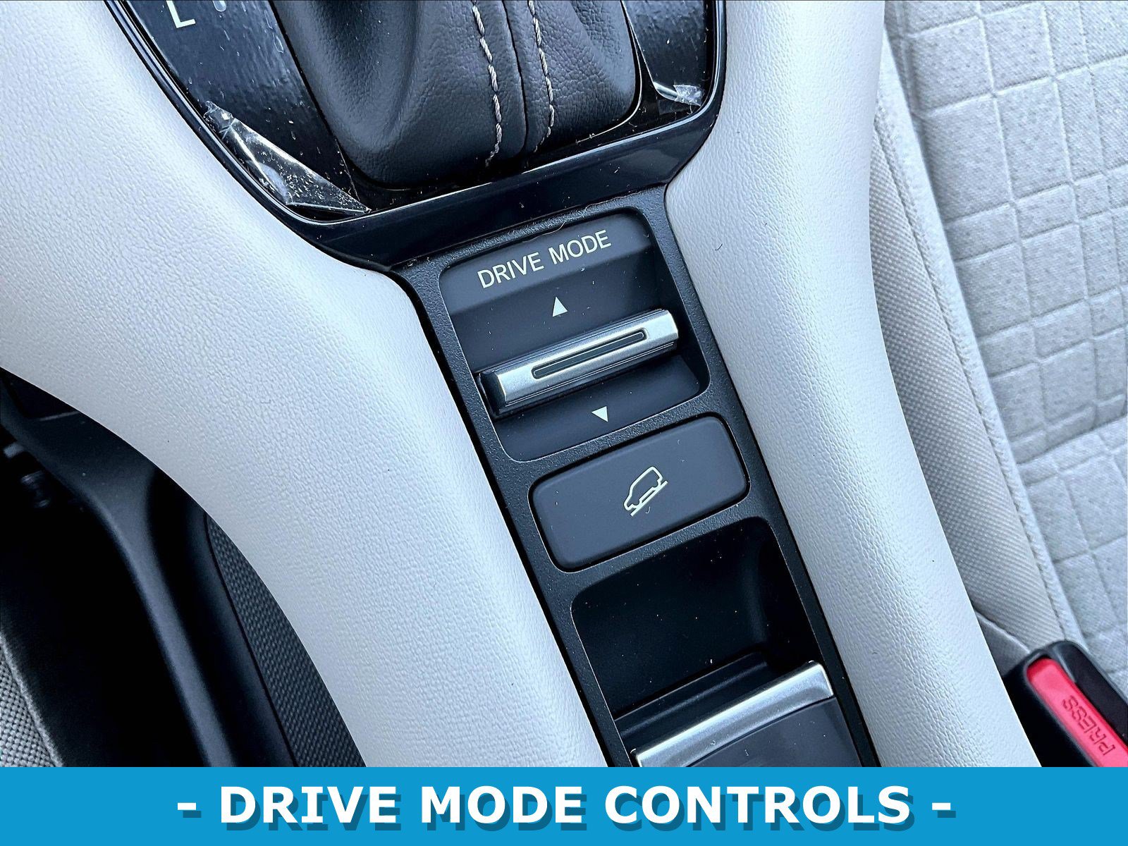 Certified 2027 Honda HR-V LX image 36