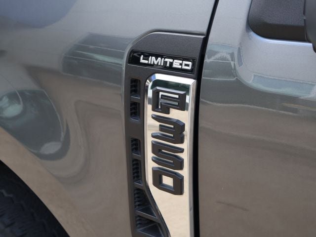 Certified 2024 Ford F350 Limited w/ FX4 Off-Road Package AWD/4WD image 38
