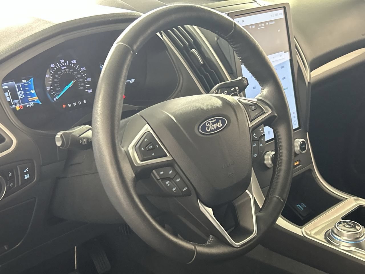 Used 2023 Ford Edge SEL w/ Convenience Package AWD/4WD image 13