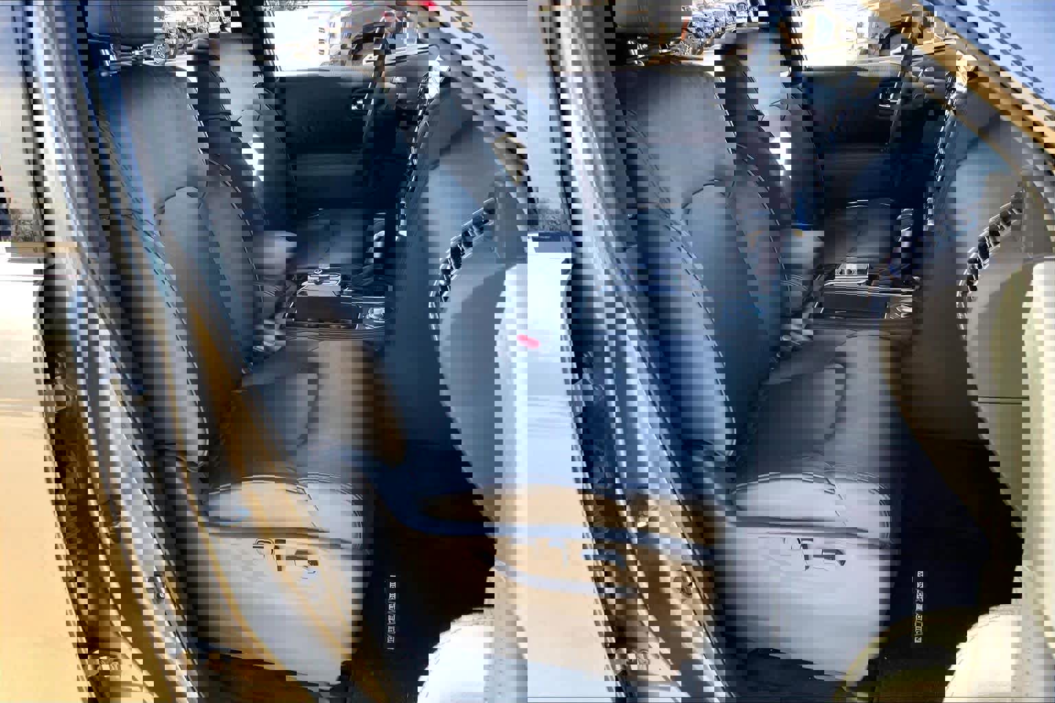 Used 2021 Nissan Armada SL w/ Midnight Edition Package image 8