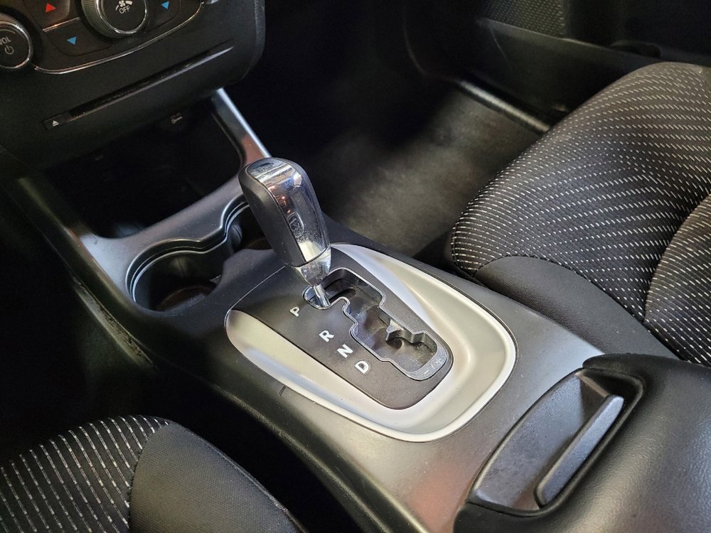 Used 2020 Dodge Journey SE image 26