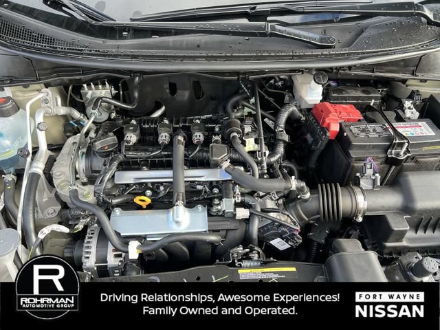 Used 2025 Nissan Versa SR w/ Trunk Package FWD image 33