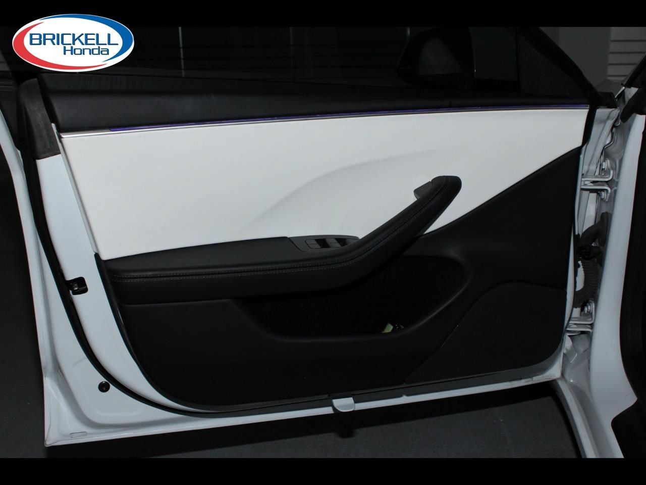 Used 2024 Tesla Model 3 Standard Range RWD image 18