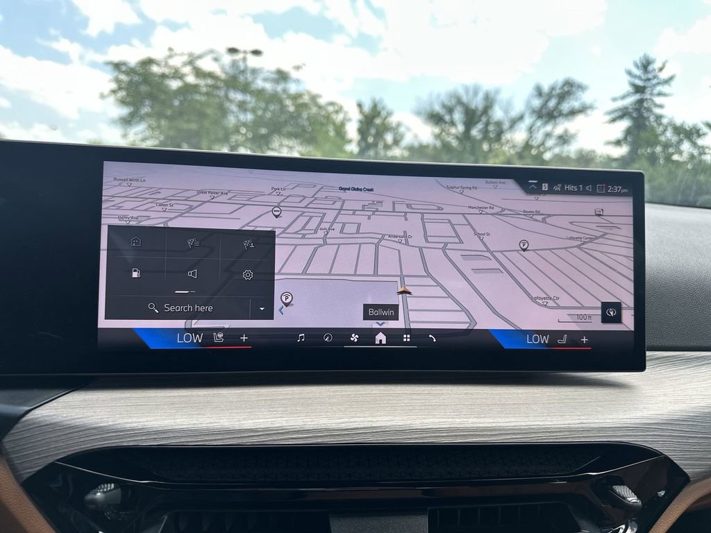 Certified 2025 BMW 330i xDrive 330i xDrive w/ Premium Package image 22