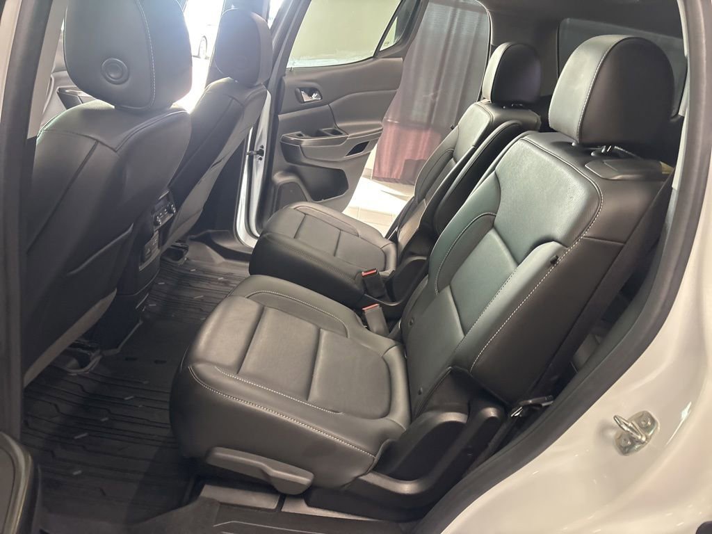 Used 2020 GMC Acadia SLT image 24