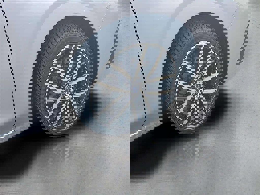 Used 2024 Subaru Impreza 2.0i Sport image 33