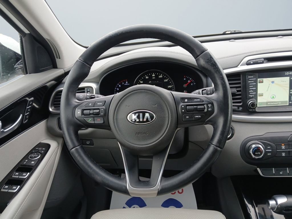 Used 2016 Kia Sorento SX image 12