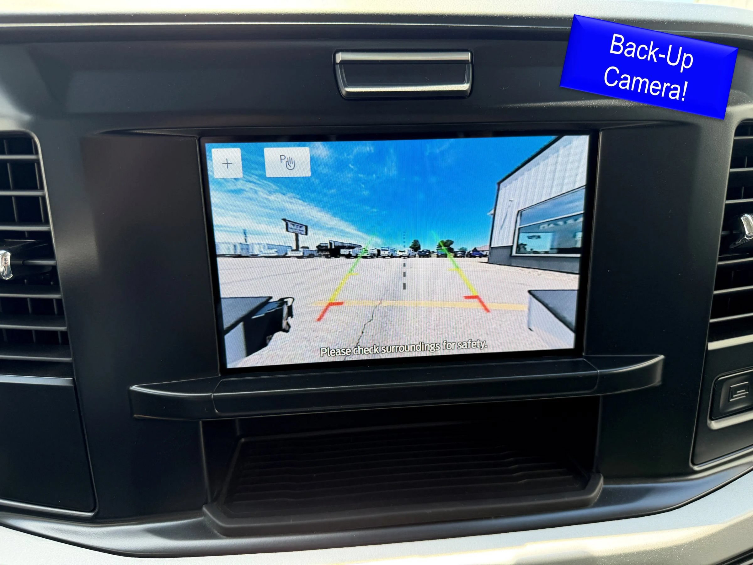Used 2025 Ford F350 XLT AWD/4WD image 5