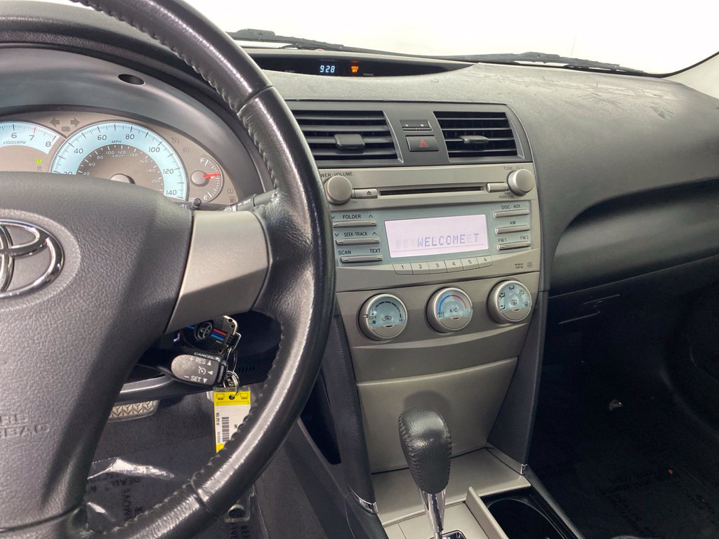 Used 2007 Toyota Camry SE FWD image 16