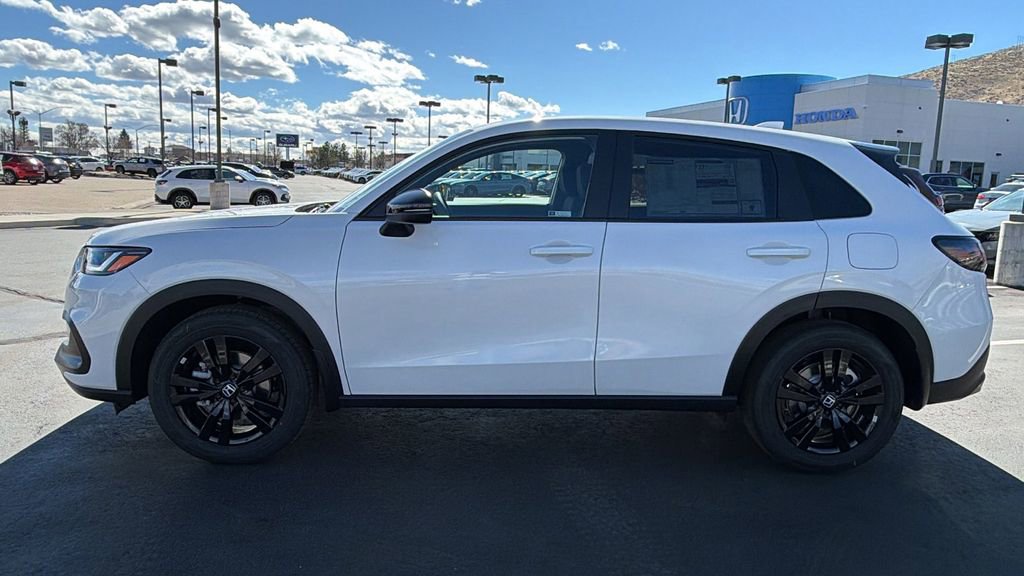 New 2026 Honda HR-V Sport image 6