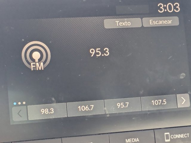 Used 2023 Honda Pilot LX image 11