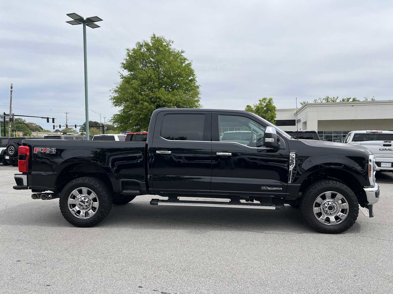 Used 2024 Ford F350 Lariat w/ Chrome Package AWD/4WD image 8