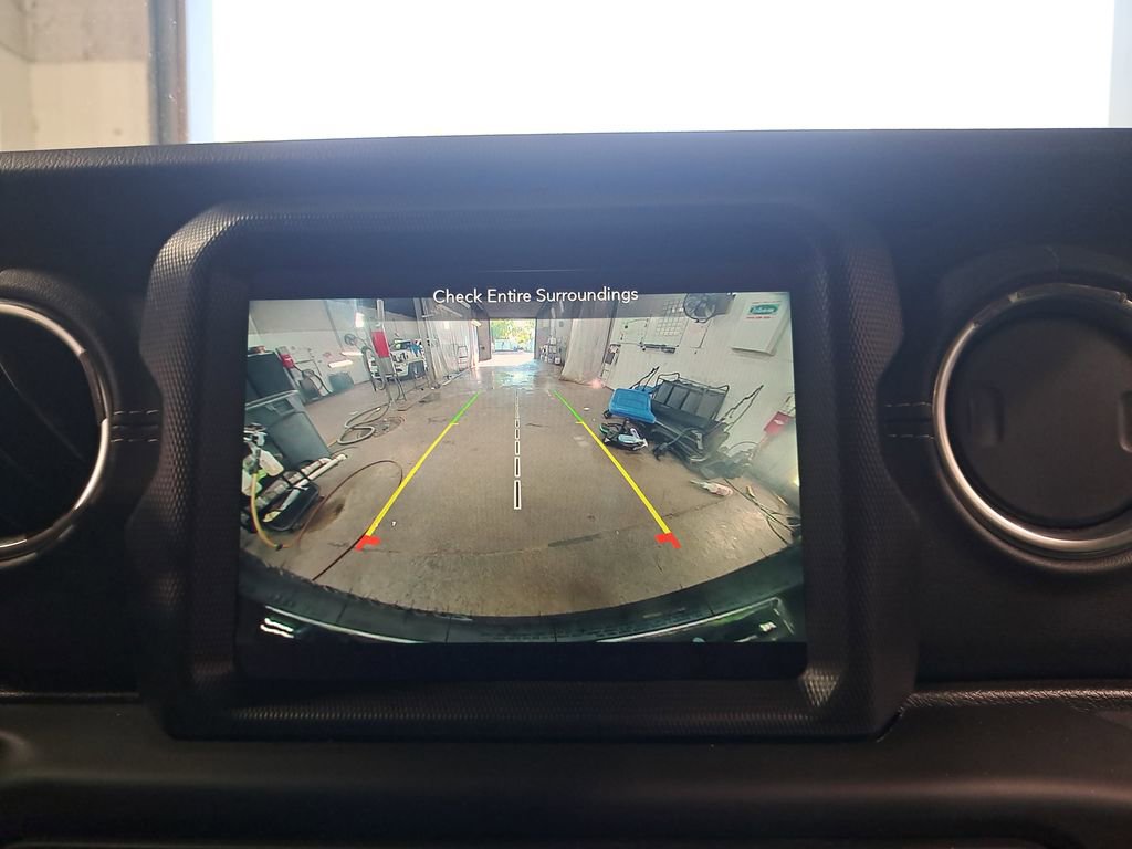 Used 2021 Jeep Wrangler Unlimited Sahara w/ Uconnect 4C Nav & Sound Group image 22