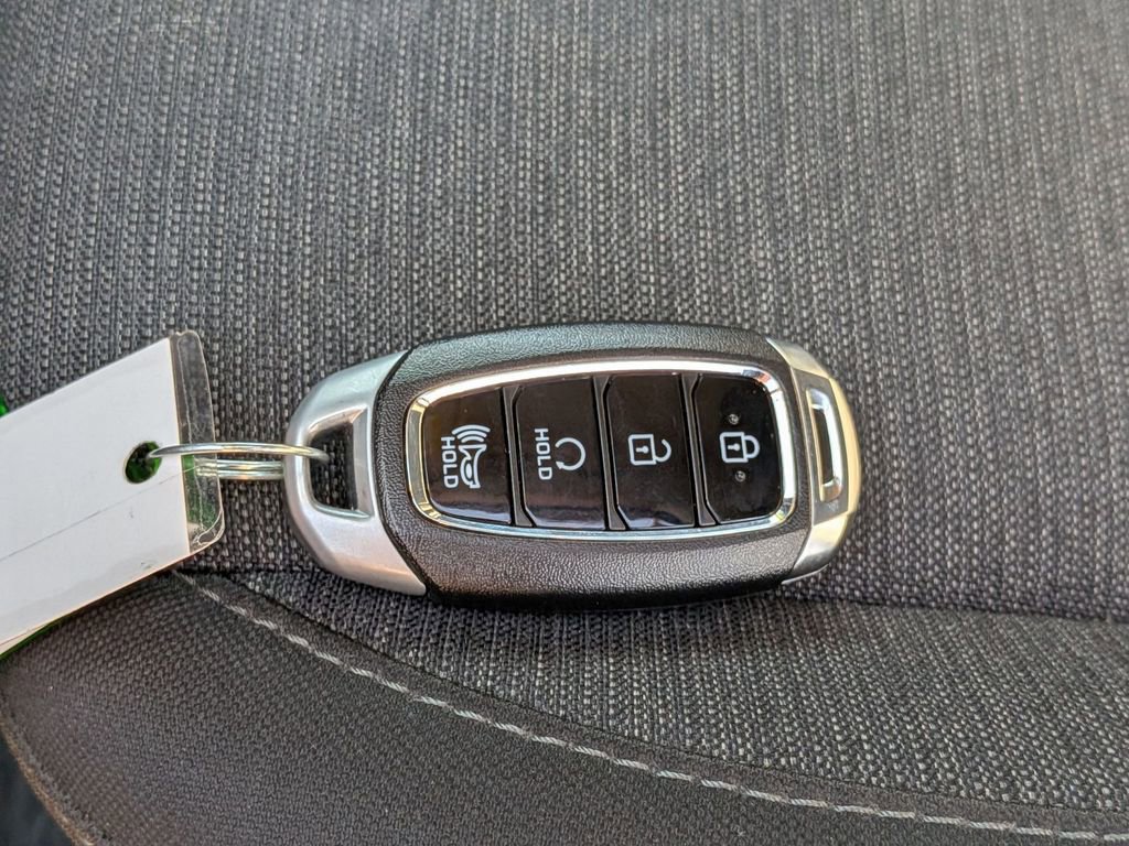 Certified 2023 Hyundai Kona SE image 32