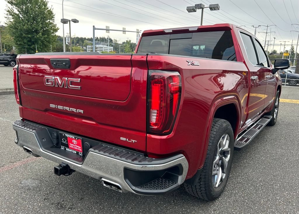 Used 2023 GMC Sierra 1500 SLT w/ SLT Premium Package AWD/4WD image 6