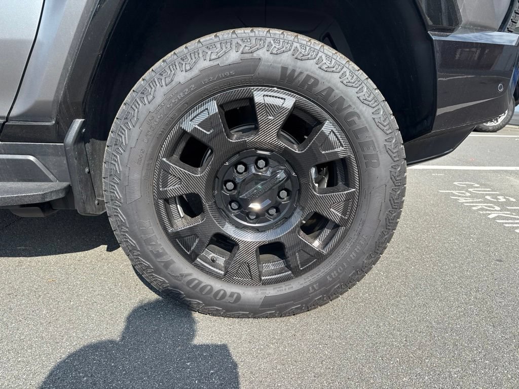 Used 2026 GMC Hummer EV 3X w/ Carbon Fiber Edition Package AWD/4WD image 11