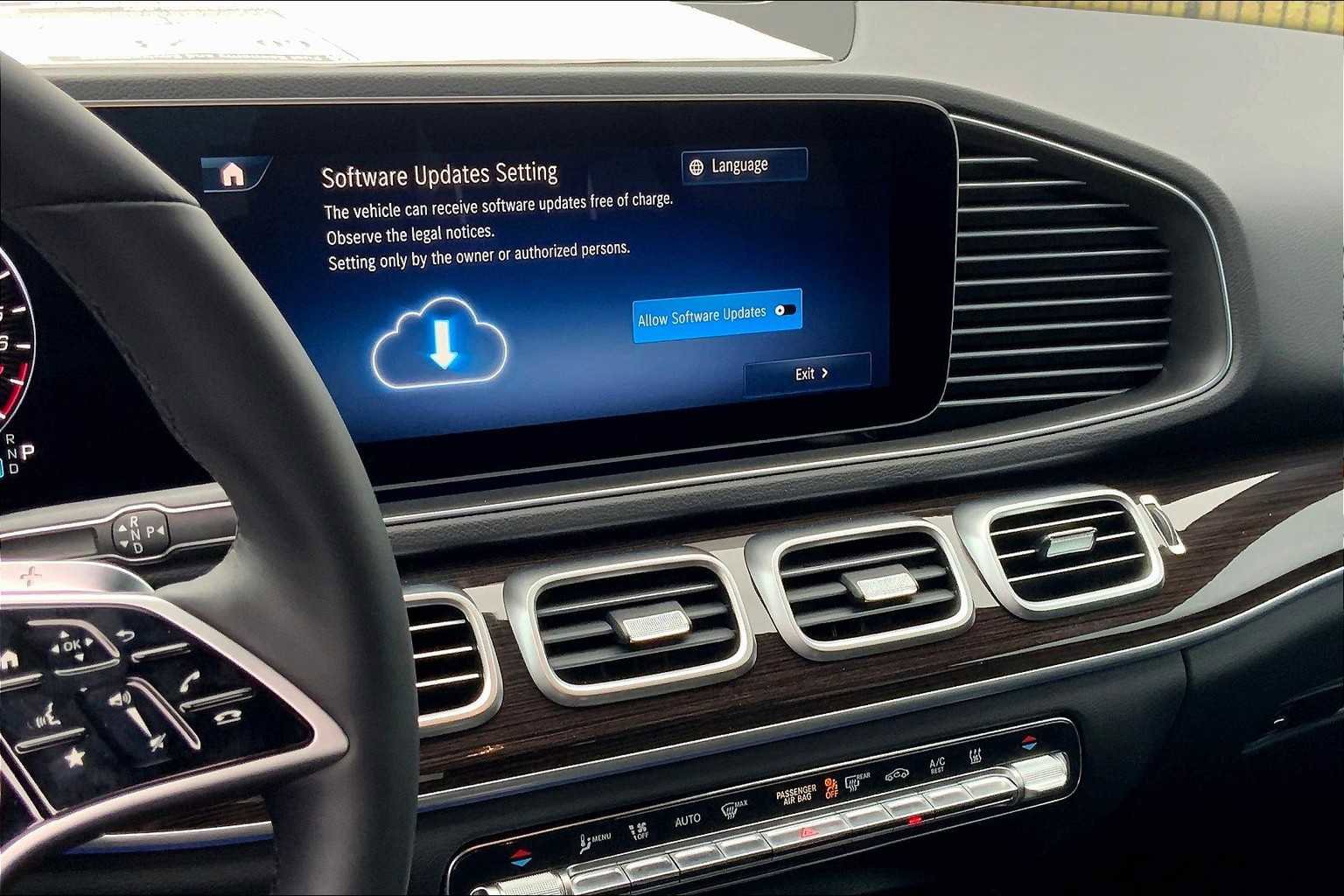 New 2025 Mercedes-Benz GLE 450e GLE 450e image 8