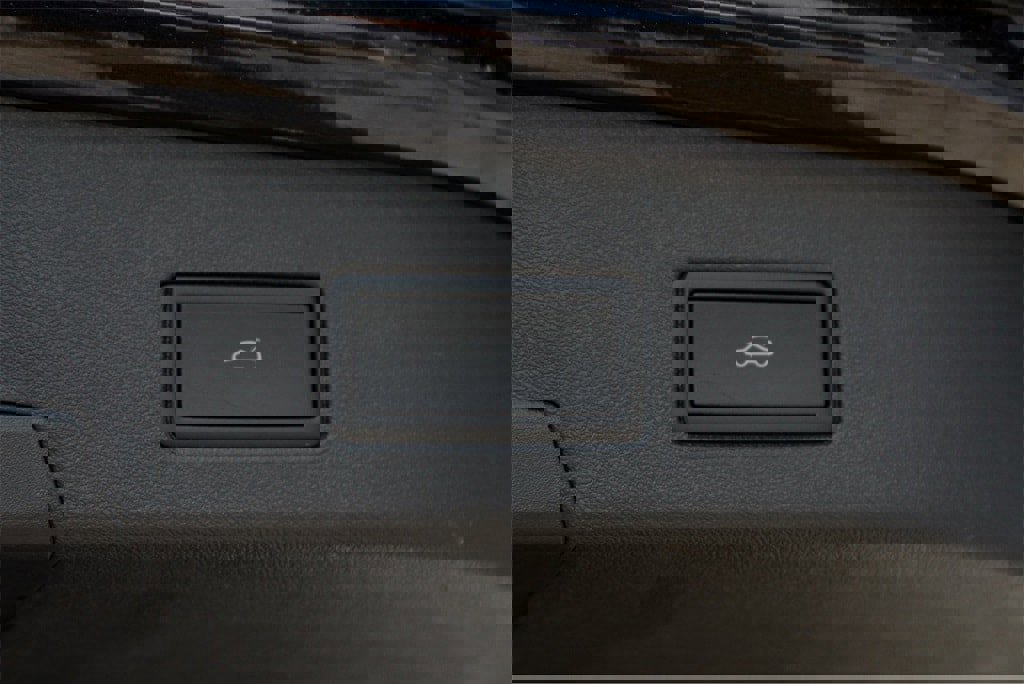 New 2023 Volkswagen ID.4 Pro S Plus image 30