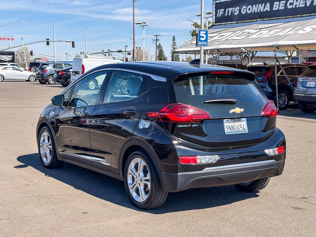 Certified 2021 Chevrolet Bolt LT image 2
