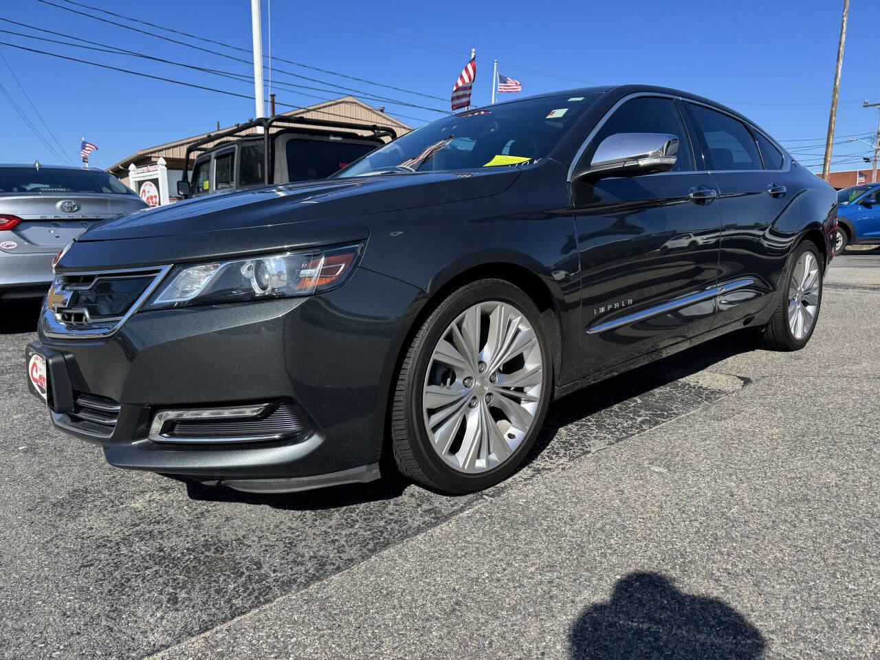 Used 2018 Chevrolet Impala Premier w/ Premier Confidence Package FWD image 3