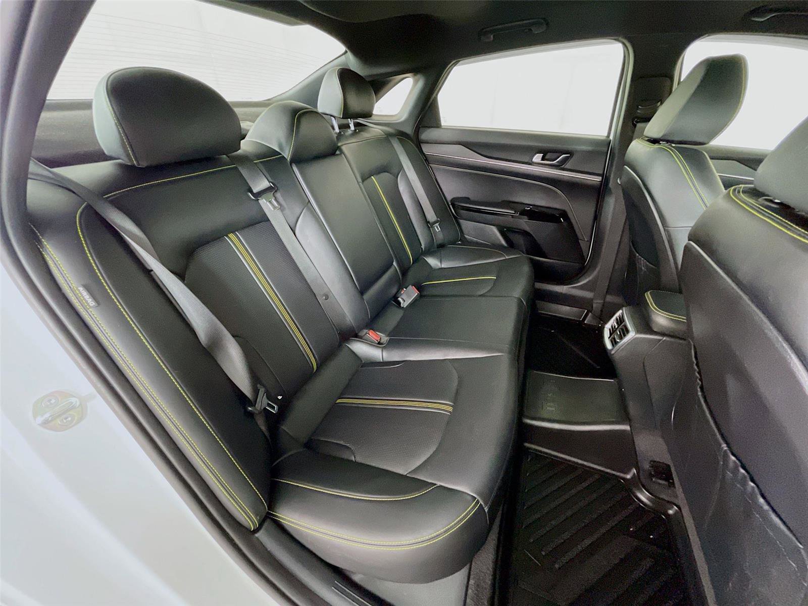 Used 2025 Kia K5 GT image 32