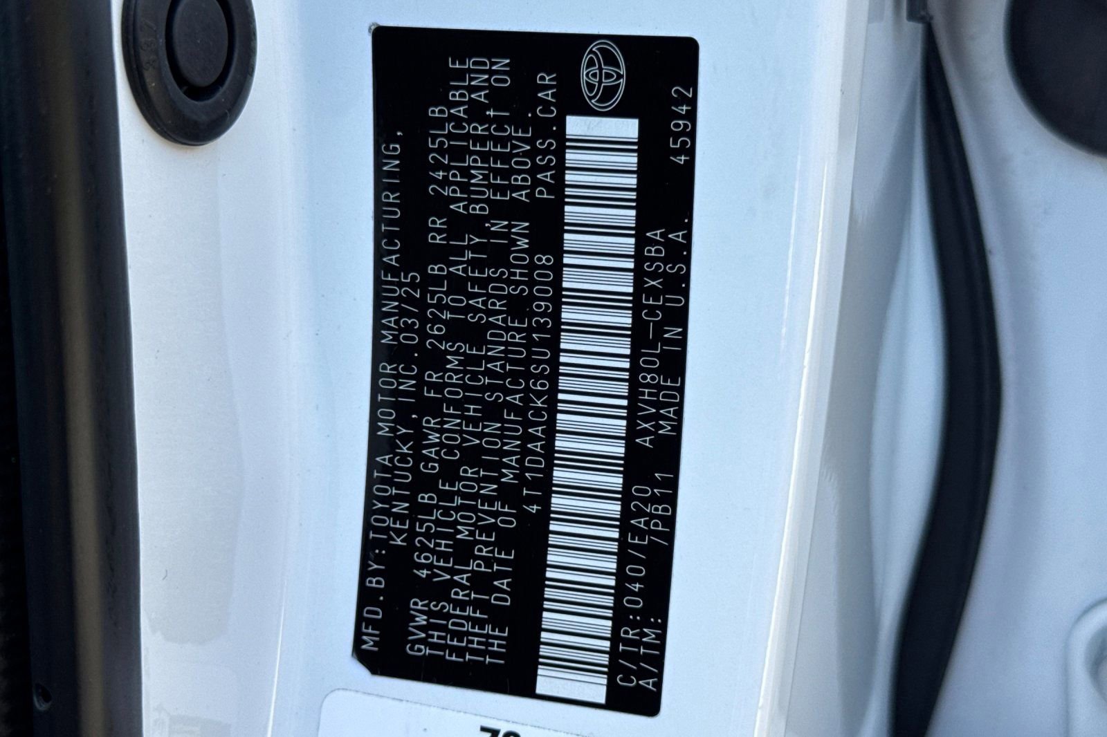 Used 2025 Toyota Camry SE FWD image 29