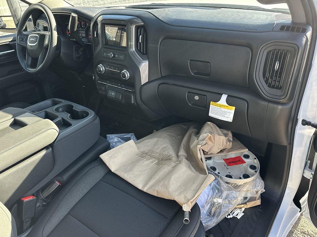 New 2026 GMC Sierra 3500 Pro w/ Fleet Convenience Package RWD image 23