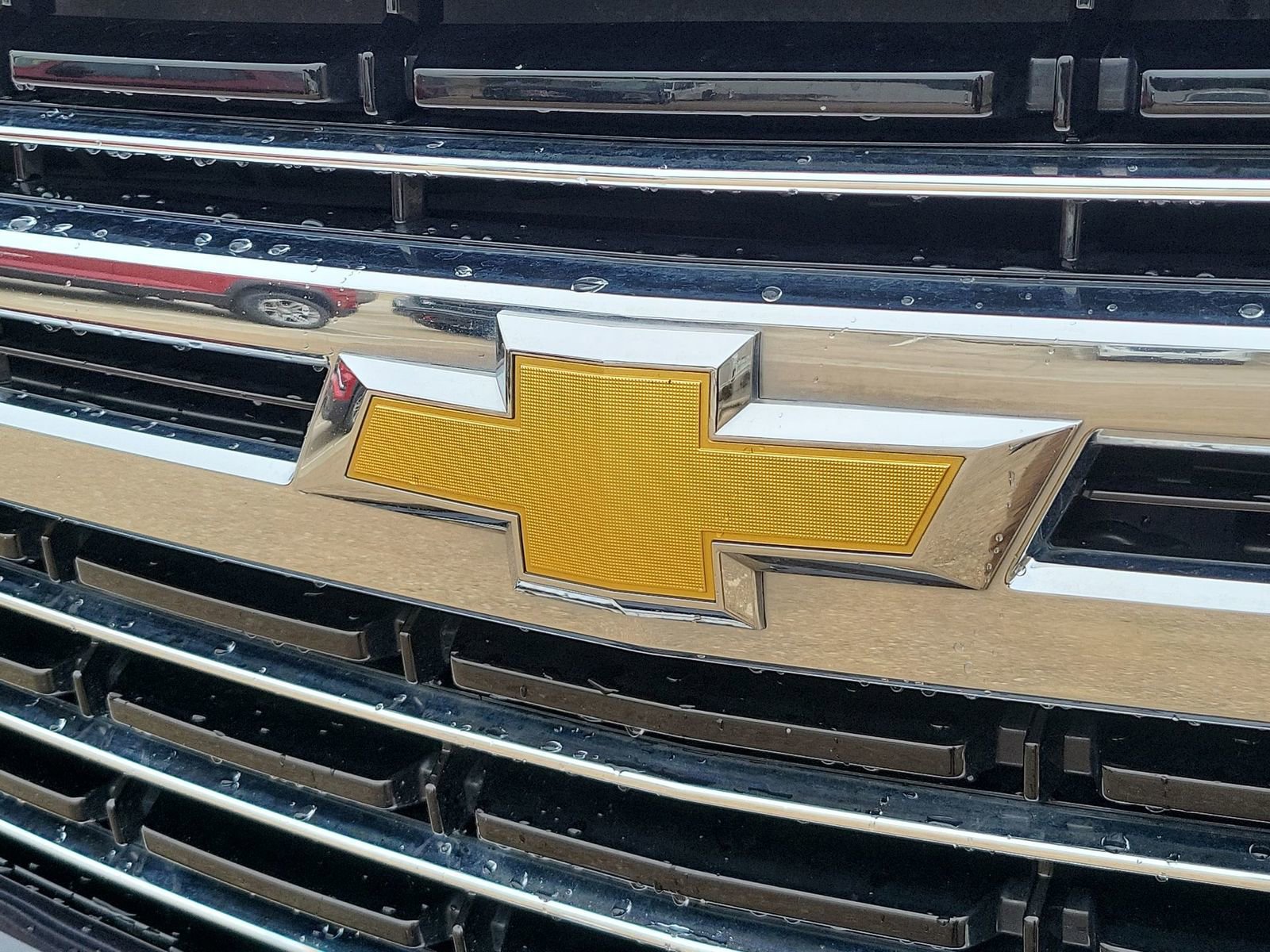 Certified 2024 Chevrolet Suburban LT image 30
