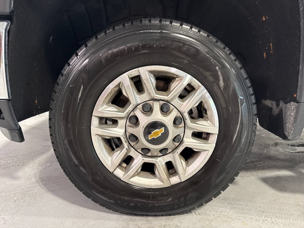 Used 2025 Chevrolet Silverado 2500 LT w/ Convenience Package AWD/4WD image 44