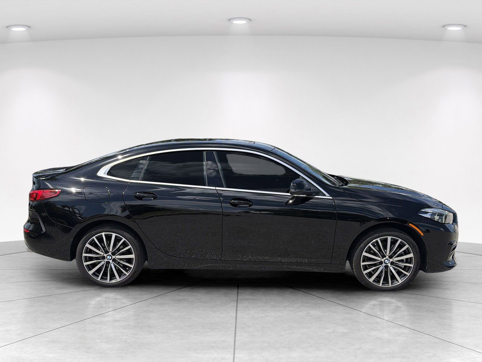 Used 2022 BMW 228i Gran Coupe w/ Convenience Package FWD image 3