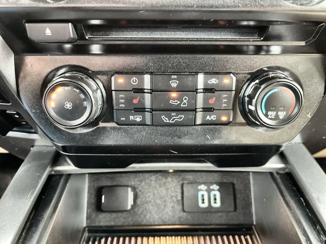 Used 2016 Ford F150 XLT w/ Equipment Group 302A Luxury AWD/4WD image 17