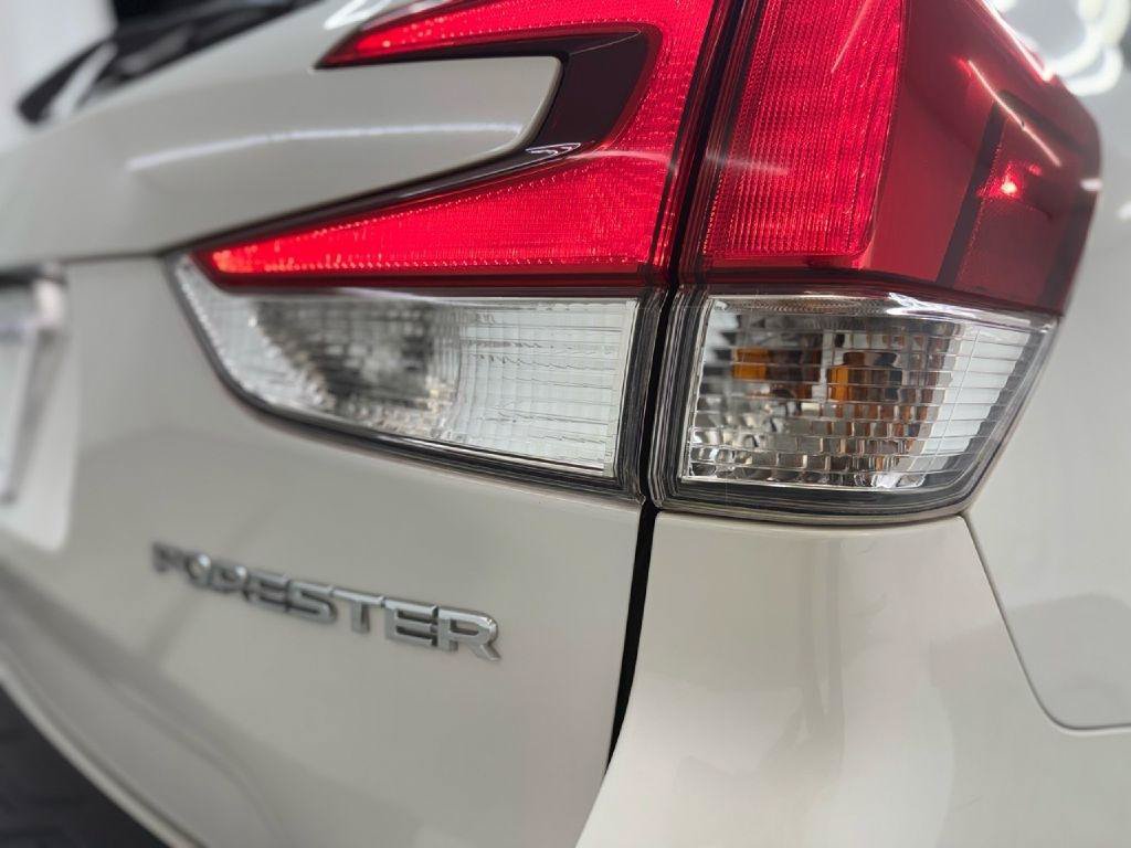 Used 2023 Subaru Forester Premium AWD/4WD image 37