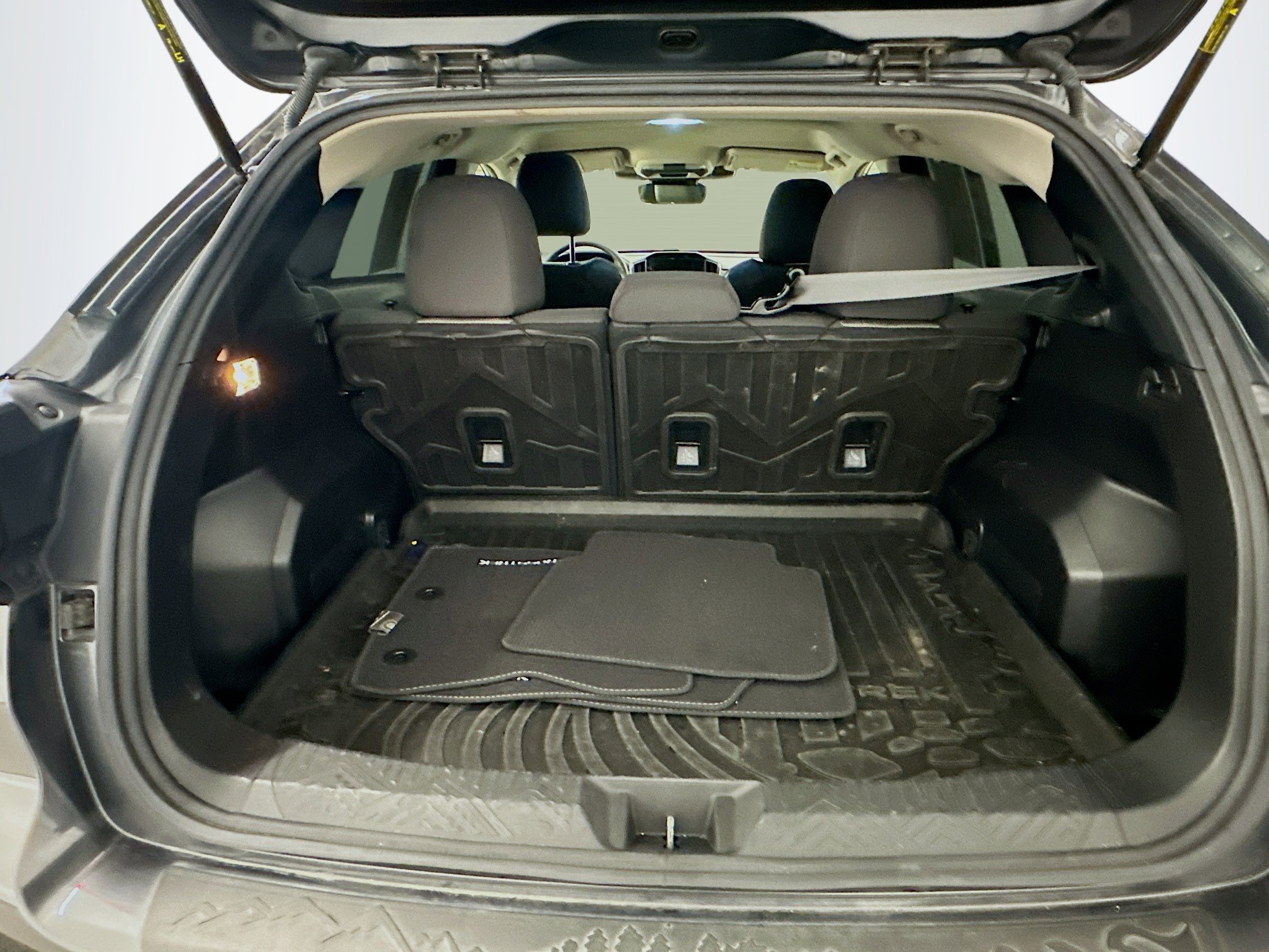 Used 2024 Subaru Crosstrek 2.0i Premium image 29