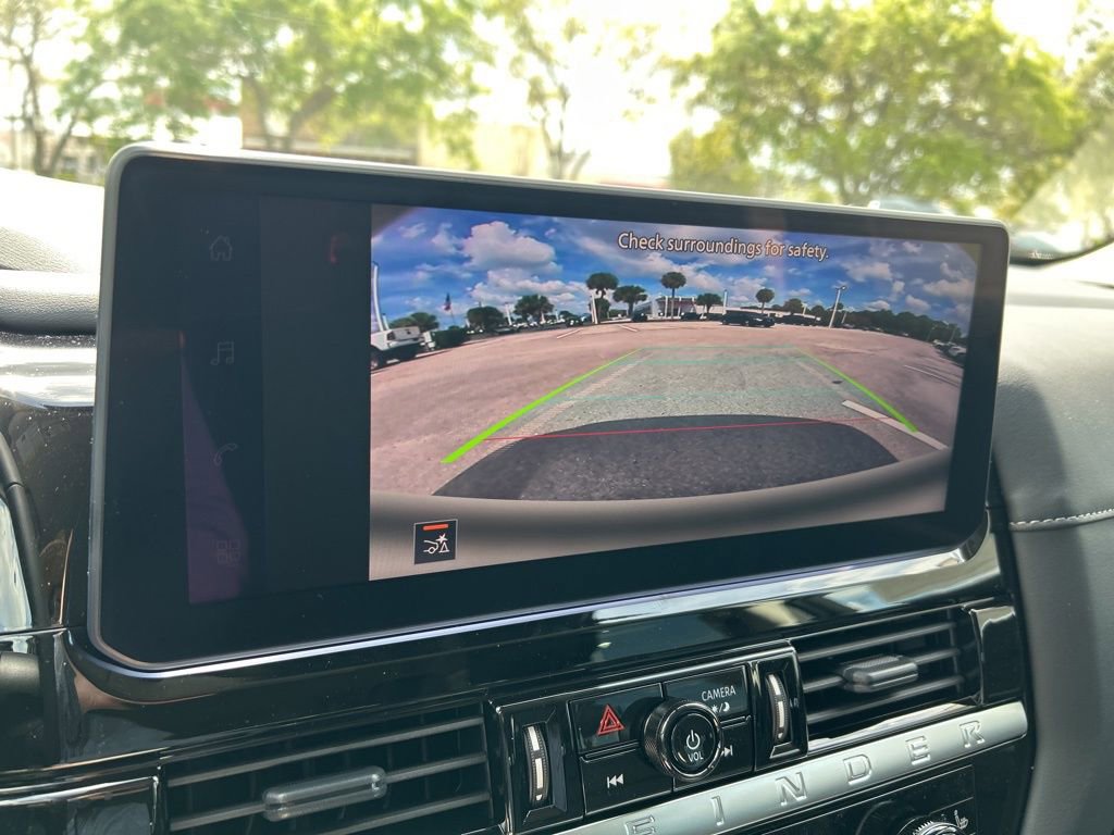 New 2026 Nissan Pathfinder SV image 36