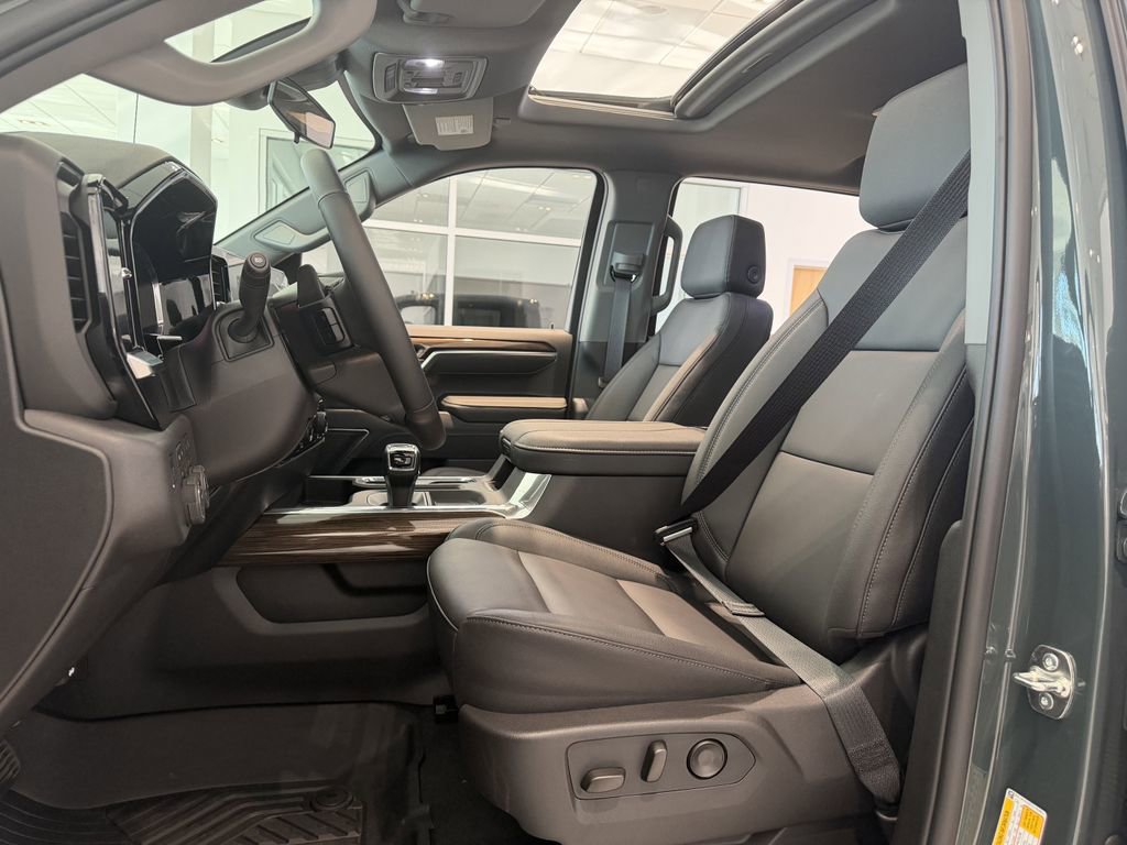 New 2026 Chevrolet Silverado 1500 LT Trail Boss w/ Safety Package image 15