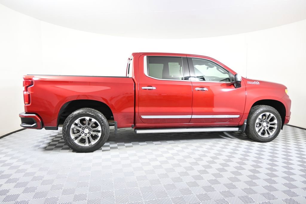 Used 2023 Chevrolet Silverado 1500 High Country w/ Technology Package image 8