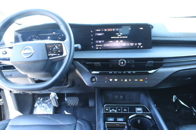 Used 2025 Nissan Murano SV FWD image 13