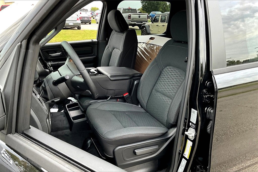 New 2025 RAM 1500 Tradesman w/ Off Road Group image 9