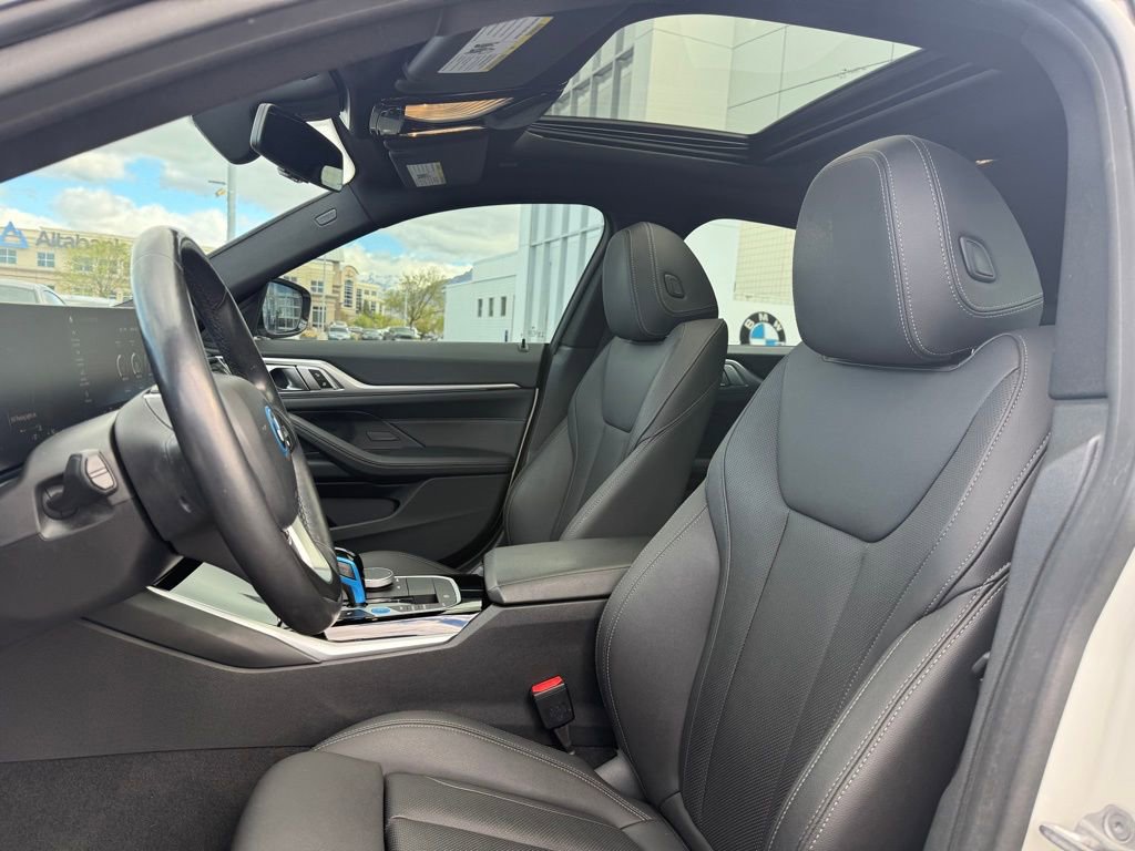 Used 2023 BMW i4 eDrive35 w/ Premium Package image 16