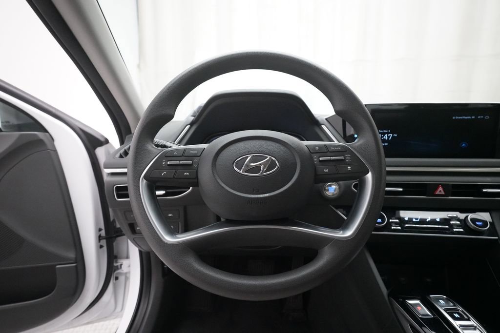 Used 2023 Hyundai Sonata SEL image 4